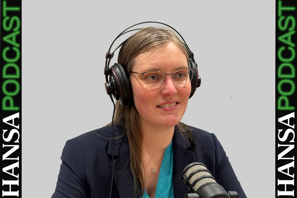Eine Frau, die als Seelotsin auf dem NOK arbeitet
